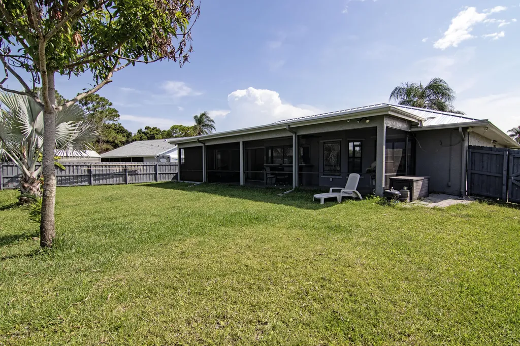 1685 SW Schleicher Lane Port St Lucie FL 34984