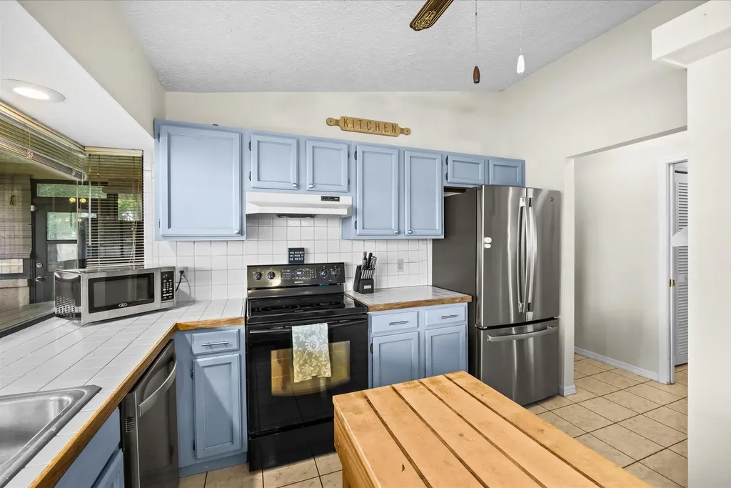 391 SW Duval Avenue Port St Lucie FL 34983