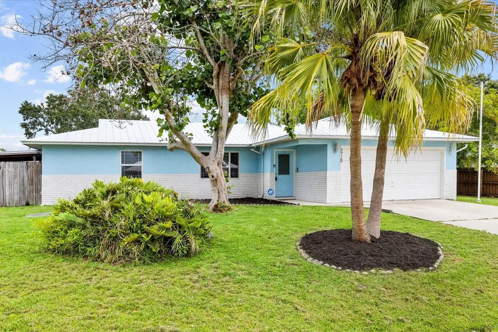 391 SW Duval Avenue Port St Lucie FL 34983