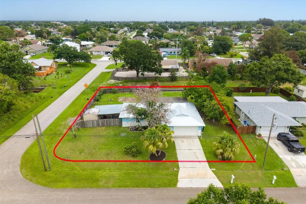 391 SW Duval Avenue Port St Lucie FL 34983