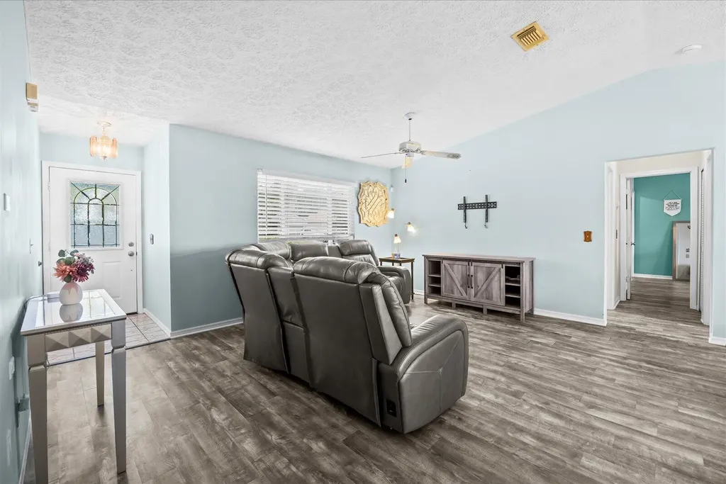 391 SW Duval Avenue Port St Lucie FL 34983