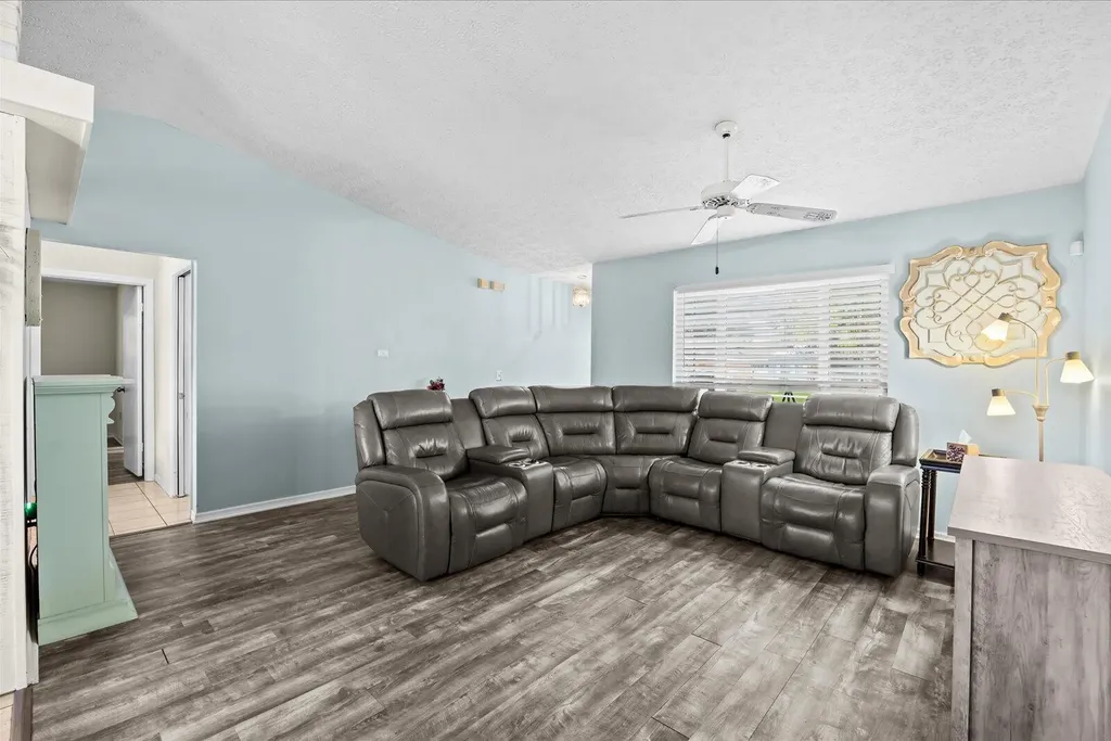 391 SW Duval Avenue Port St Lucie FL 34983