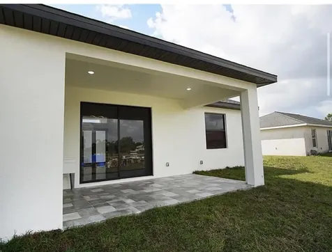 4708 5th Street W Lehigh Acres FL 33971