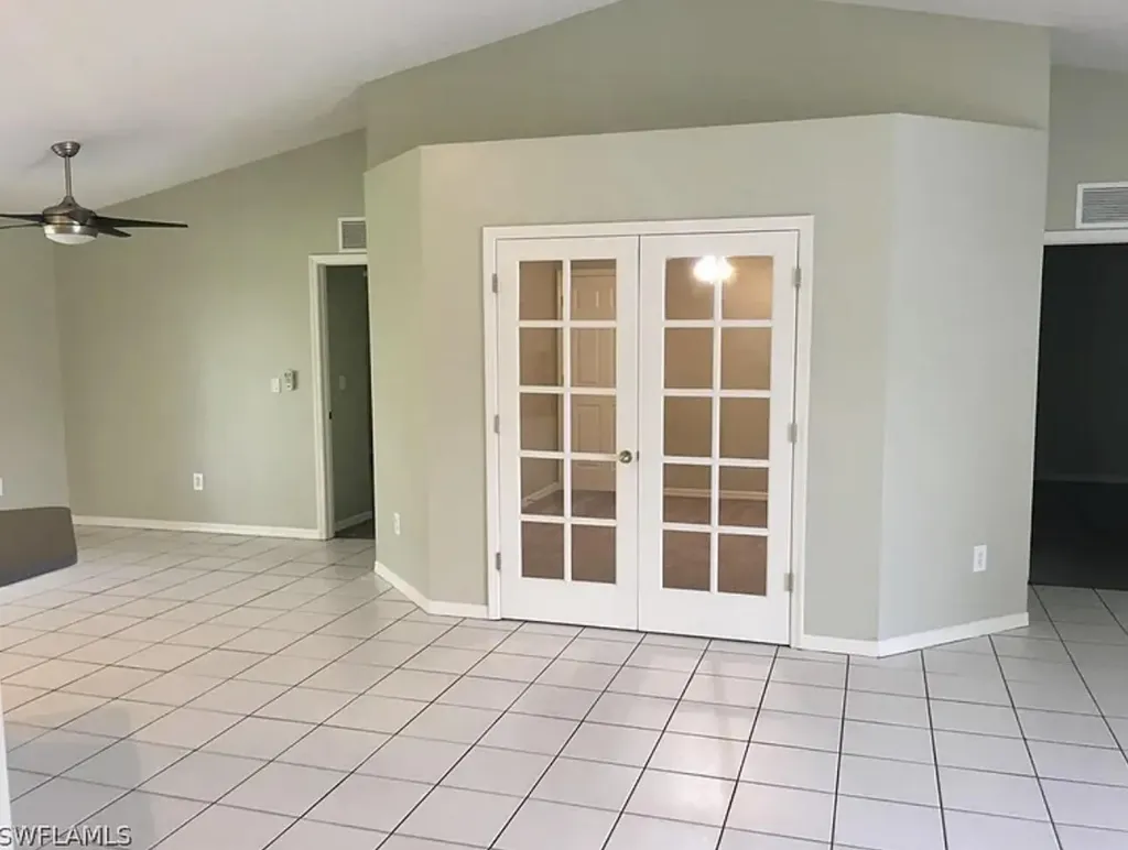 532 SE 27th Street Cape Coral FL 33904