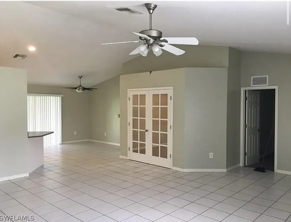 532 SE 27th Street Cape Coral FL 33904