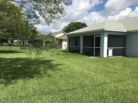532 SE 27th Street Cape Coral FL 33904