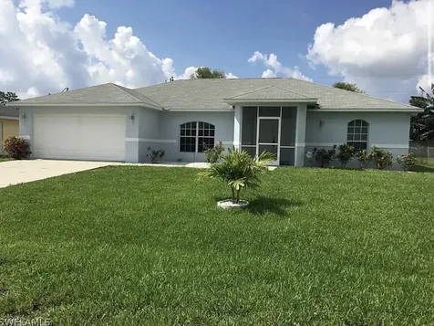 532 SE 27th Street Cape Coral FL 33904