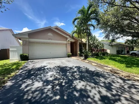 9825 NW 54th Place Coral Springs FL 33076