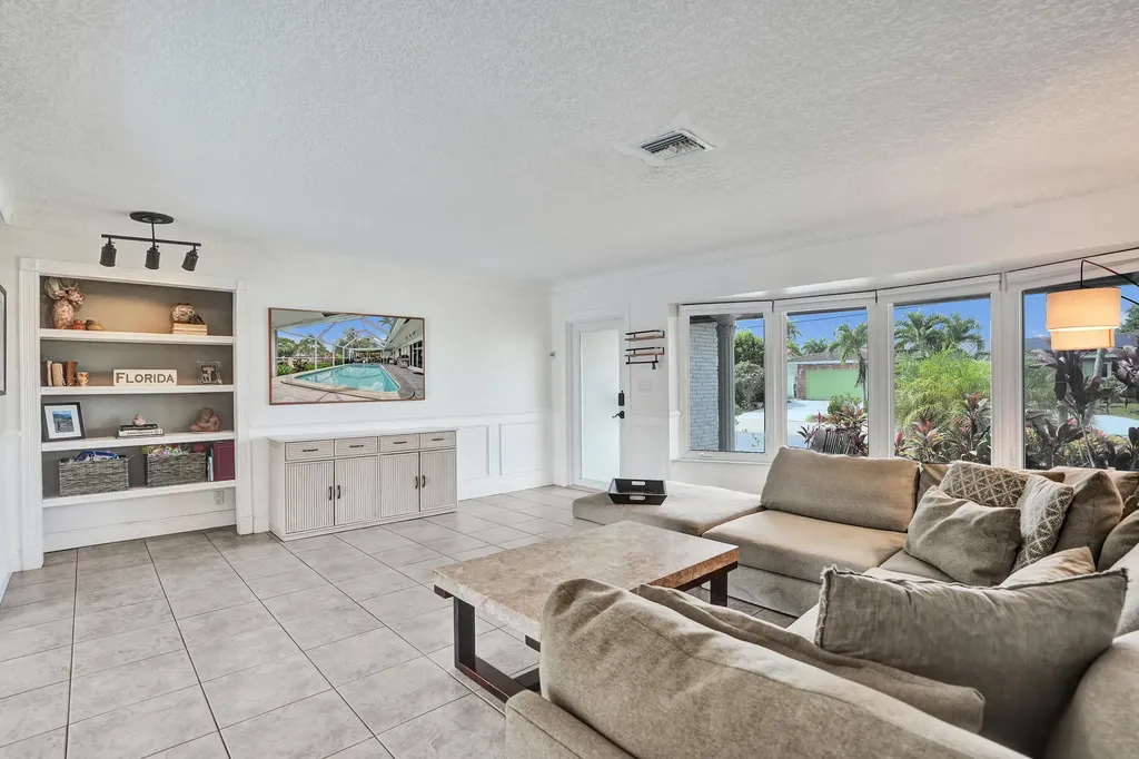 1430 NE 57th Street Fort Lauderdale FL 33334