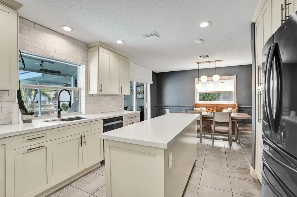 1430 NE 57th Street Fort Lauderdale FL 33334