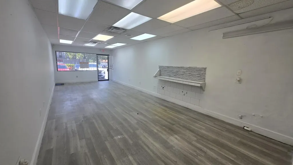 3300 E 4th Avenue Hialeah FL 33013