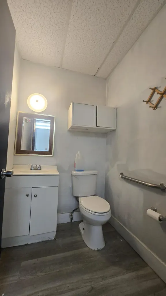 3300 E 4th Avenue Hialeah FL 33013
