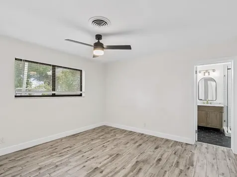 909 SE 14th Drive Deerfield Beach FL 33441