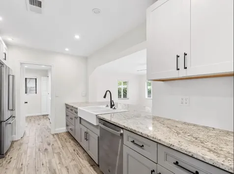 909 SE 14th Drive Deerfield Beach FL 33441