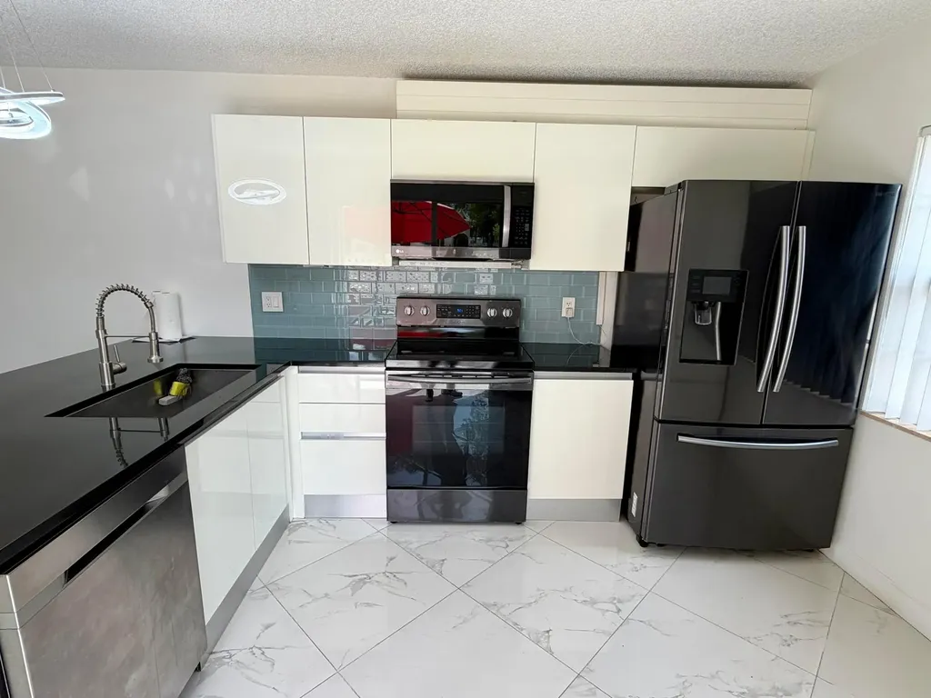 8161 Andover Court Lake Clarke Shores FL 33406