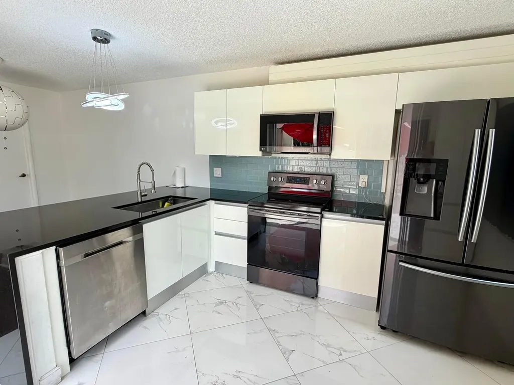 8161 Andover Court Lake Clarke Shores FL 33406