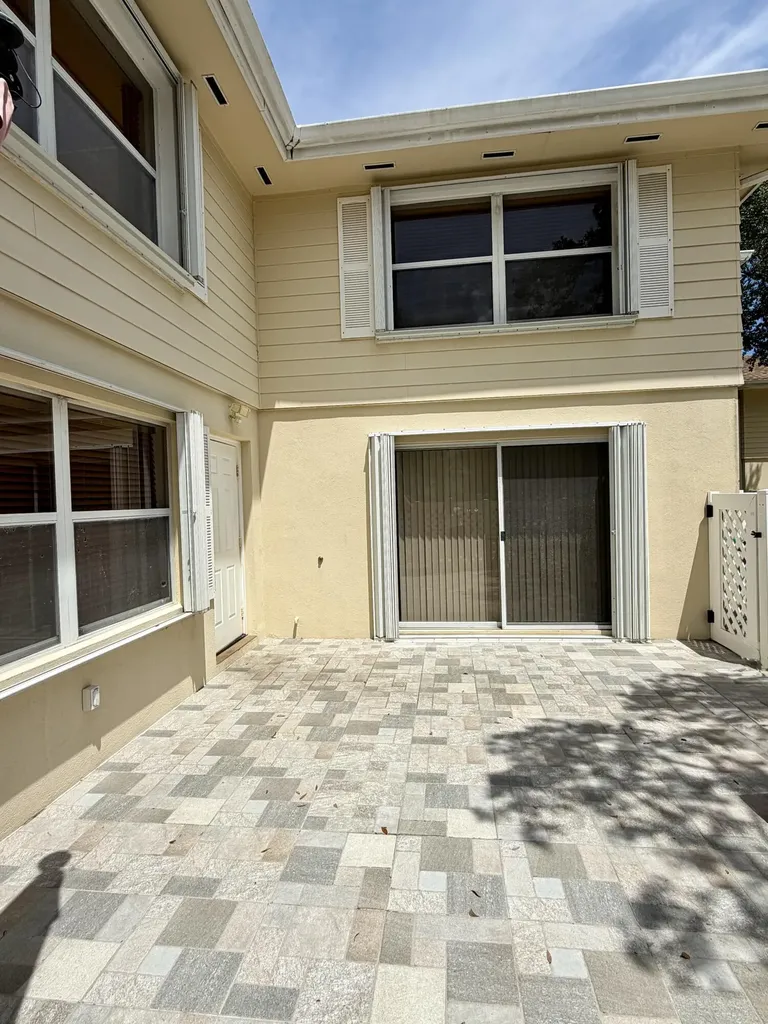 8161 Andover Court Lake Clarke Shores FL 33406