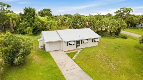 273 Easy Street Sebastian FL 32958
