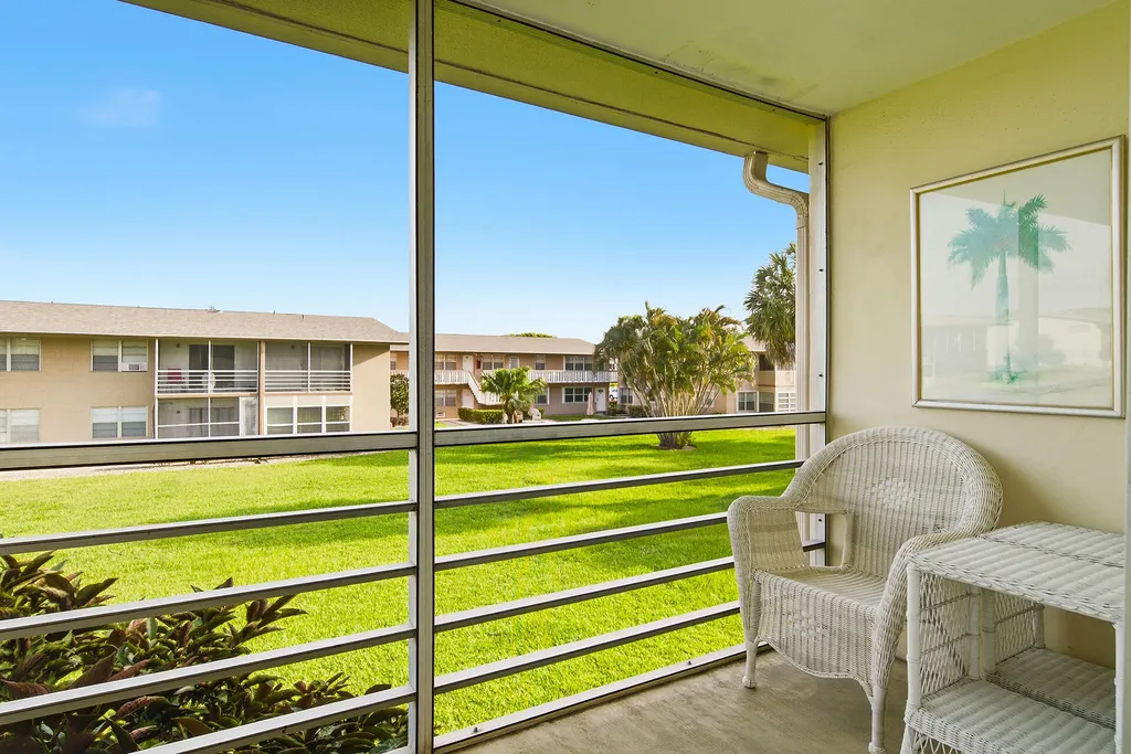 142 Norwich F West Palm Beach FL 33417