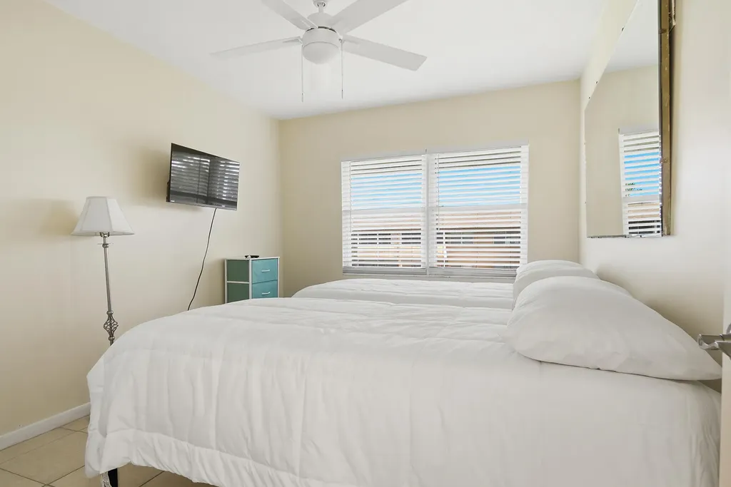142 Norwich F West Palm Beach FL 33417