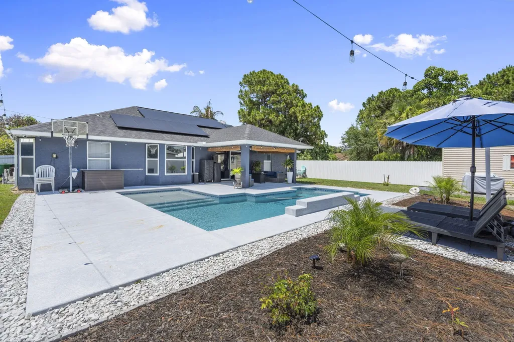 510 SW Halifax Avenue Port St Lucie FL 34953