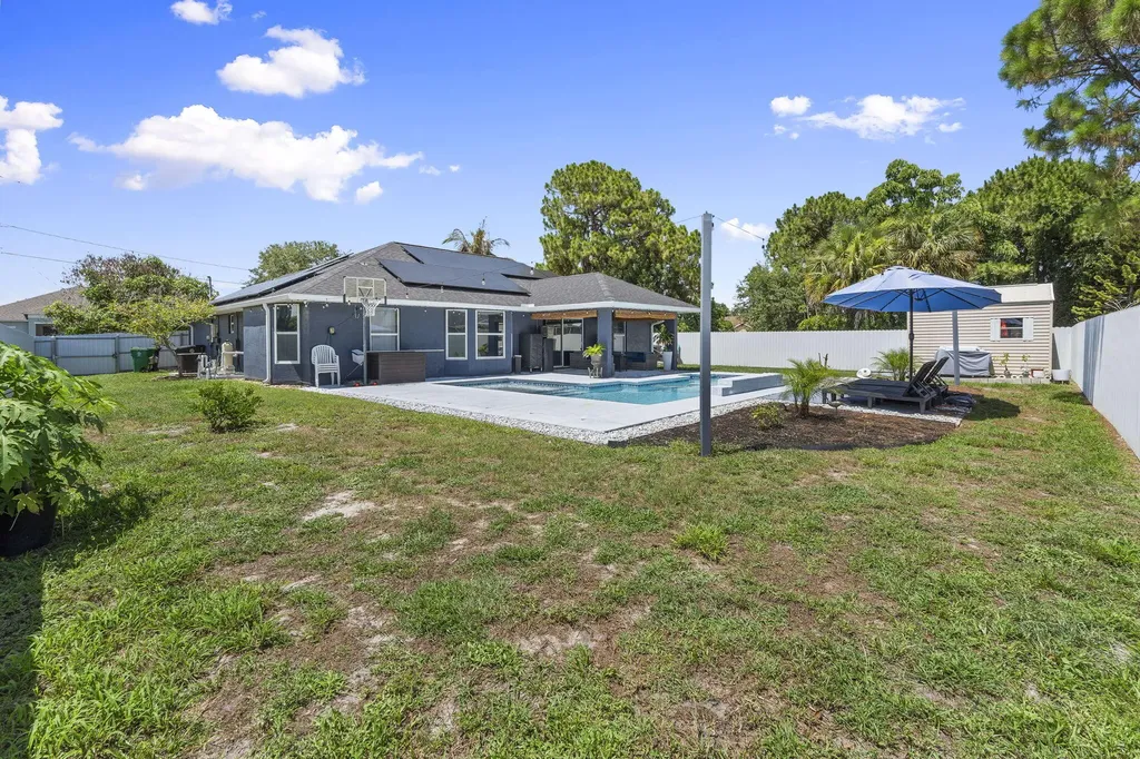 510 SW Halifax Avenue Port St Lucie FL 34953