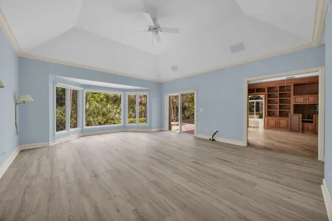 7107 SE Golfhouse Drive Hobe Sound FL 33455