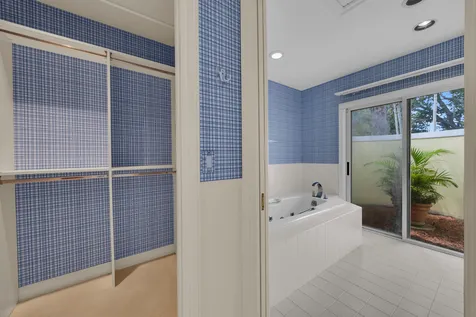 7107 SE Golfhouse Drive Hobe Sound FL 33455