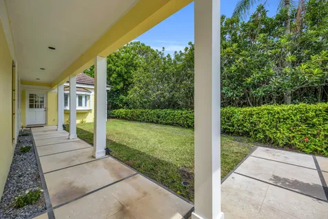 7107 SE Golfhouse Drive Hobe Sound FL 33455