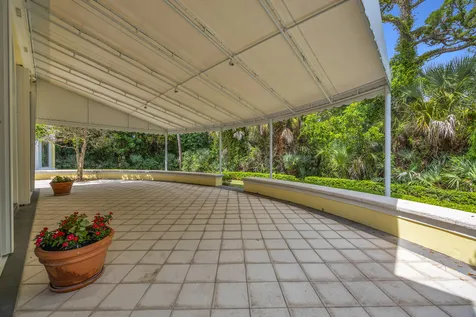 7107 SE Golfhouse Drive Hobe Sound FL 33455