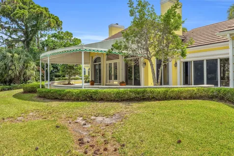 7107 SE Golfhouse Drive Hobe Sound FL 33455