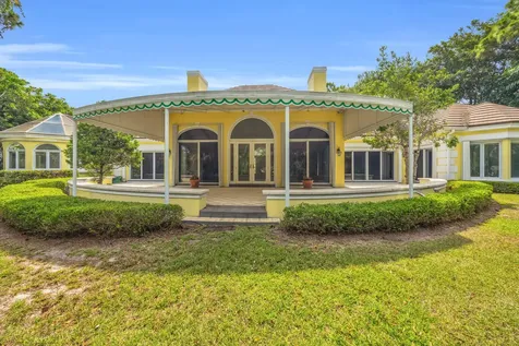 7107 SE Golfhouse Drive Hobe Sound FL 33455