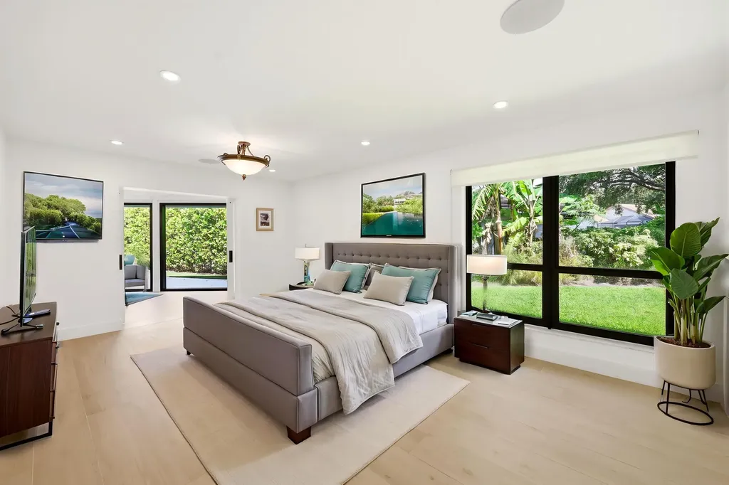 624 W Lakewoode Circle W Delray Beach FL 33445