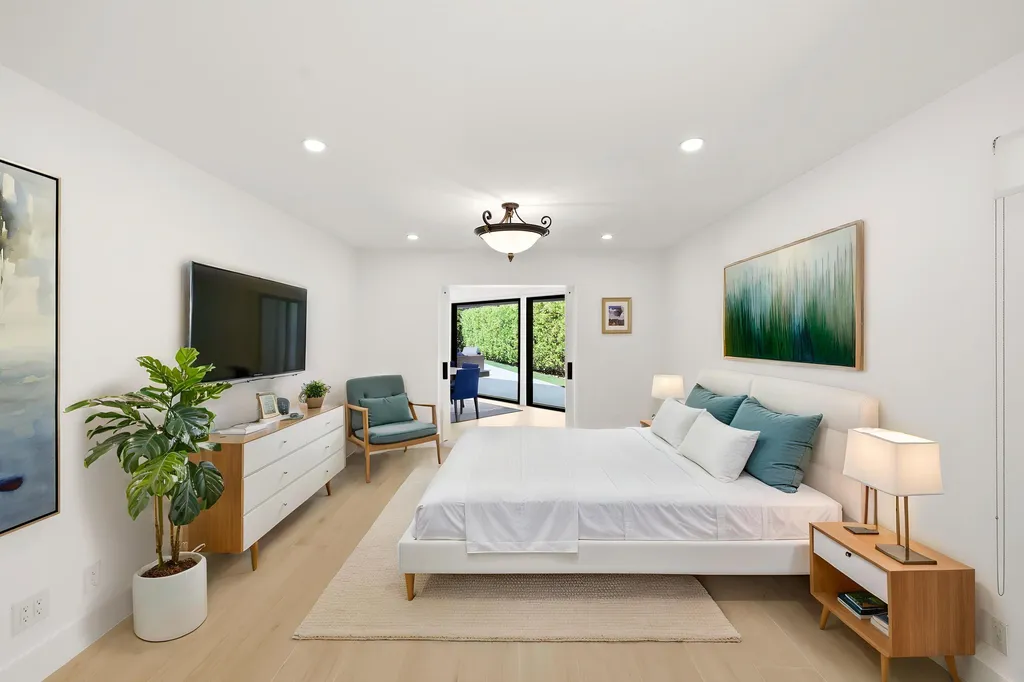 624 W Lakewoode Circle W Delray Beach FL 33445