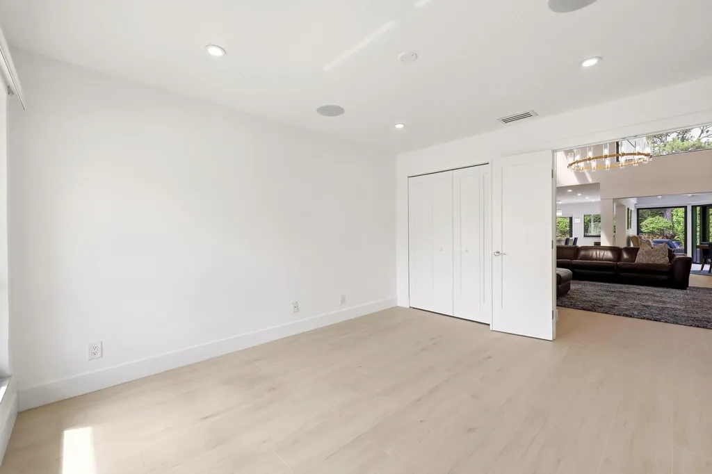 624 W Lakewoode Circle W Delray Beach FL 33445