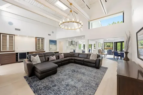 624 W Lakewoode Circle W Delray Beach FL 33445