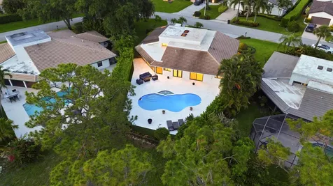 624 W Lakewoode Circle W Delray Beach FL 33445