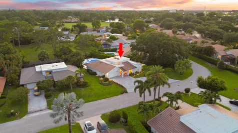 624 W Lakewoode Circle W Delray Beach FL 33445