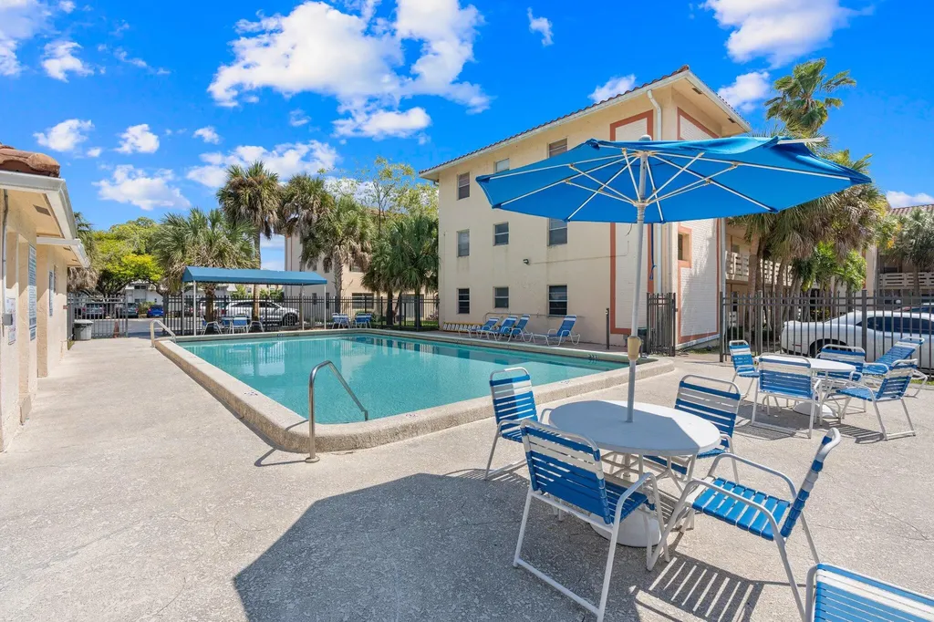 3230 NW 102nd Terrace Coral Springs FL 33065