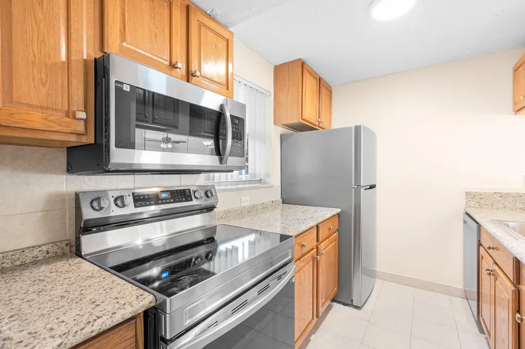 3230 NW 102nd Terrace Coral Springs FL 33065