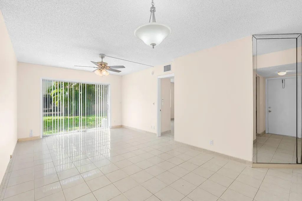 3230 NW 102nd Terrace Coral Springs FL 33065