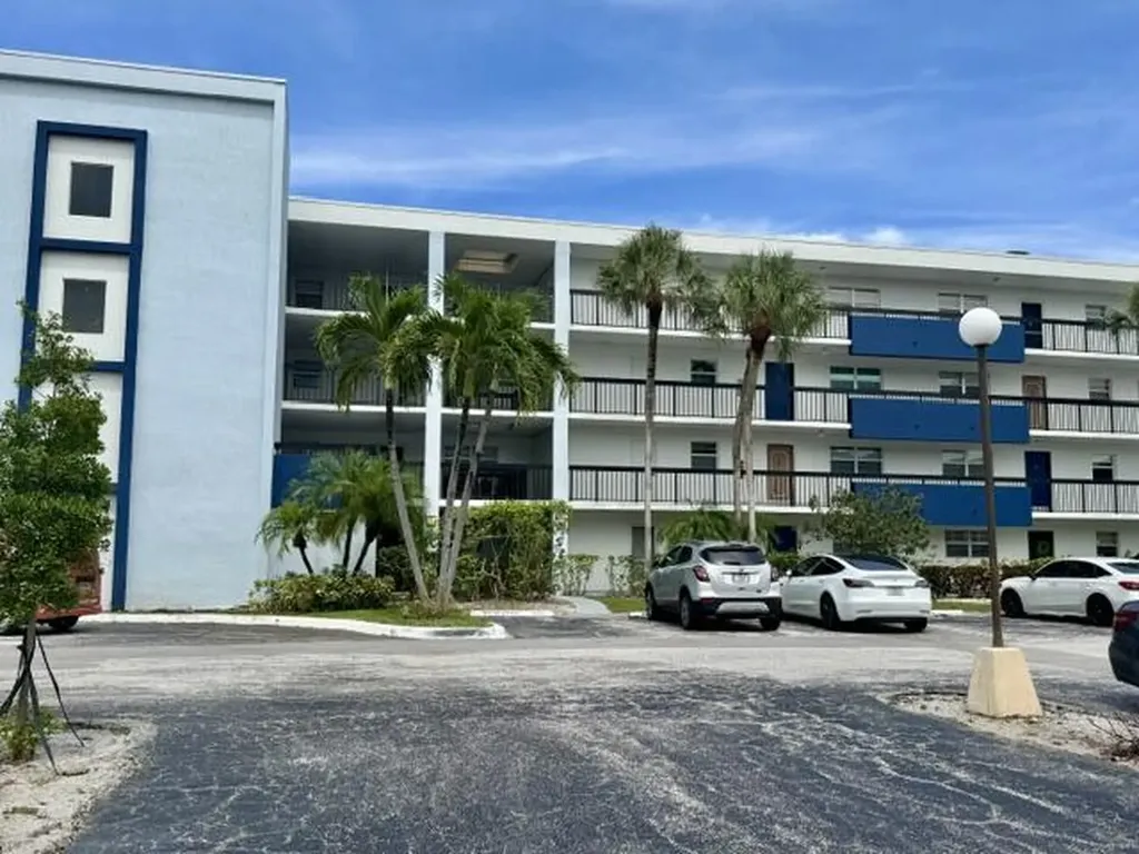 6100 NW 2nd Avenue Boca Raton FL 33487
