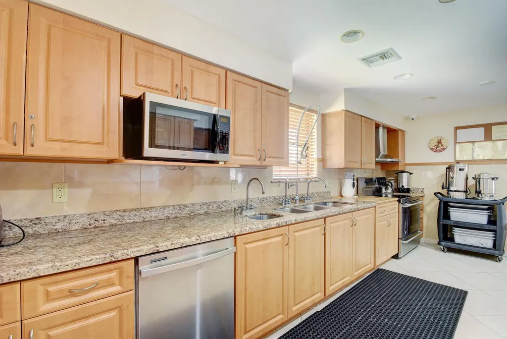 9930 Frangipani Tree Way Boynton Beach FL 33436