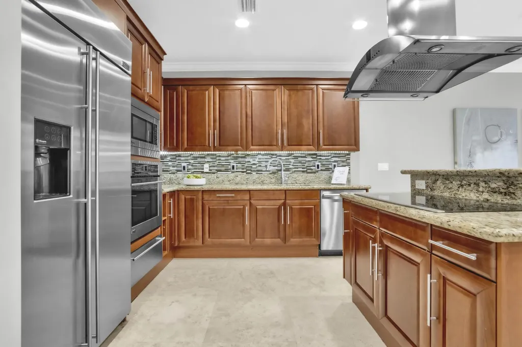 1362 Bayview Drive Fort Lauderdale FL 33304