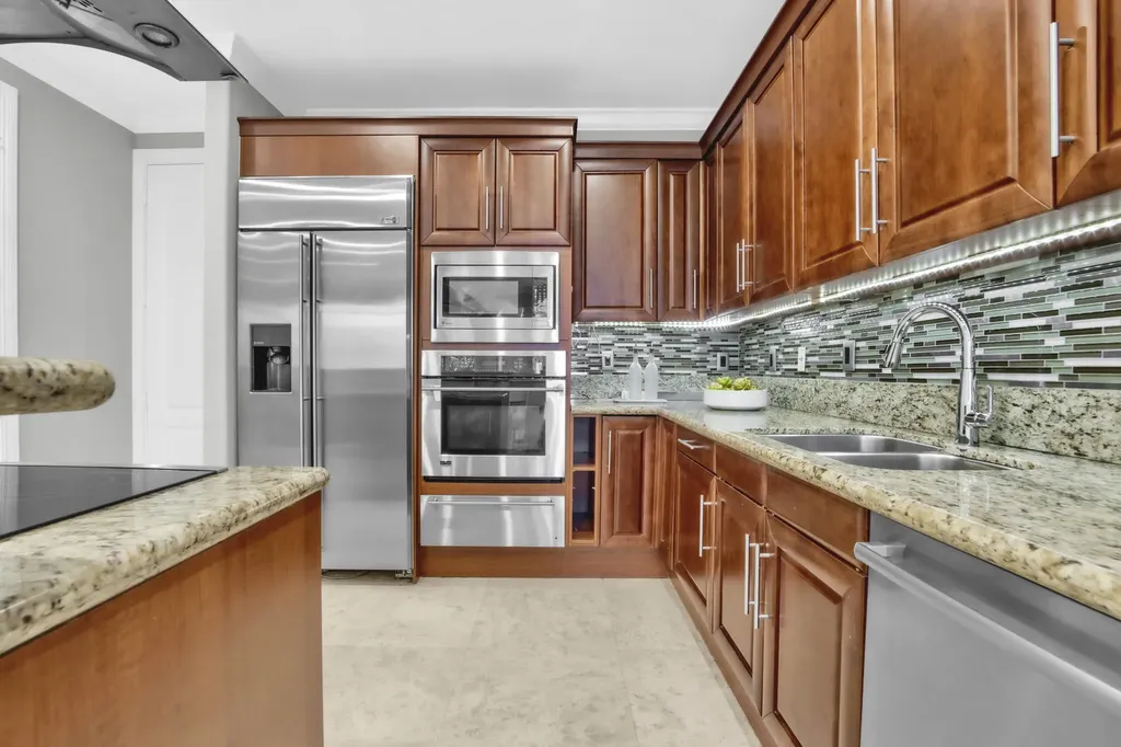 1362 Bayview Drive Fort Lauderdale FL 33304