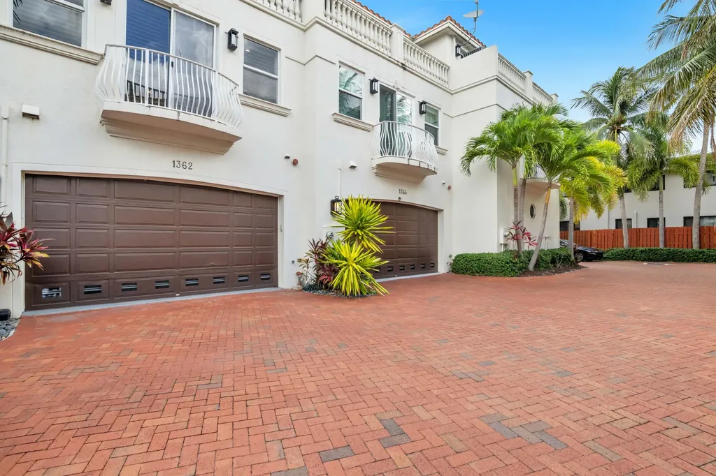 1362 Bayview Drive Fort Lauderdale FL 33304