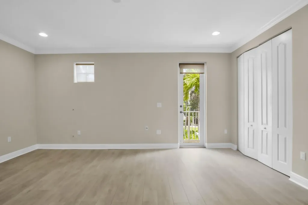 1362 Bayview Drive Fort Lauderdale FL 33304