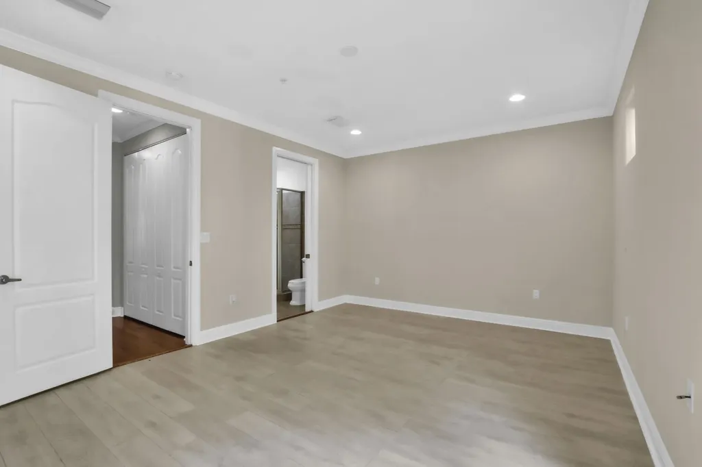 1362 Bayview Drive Fort Lauderdale FL 33304