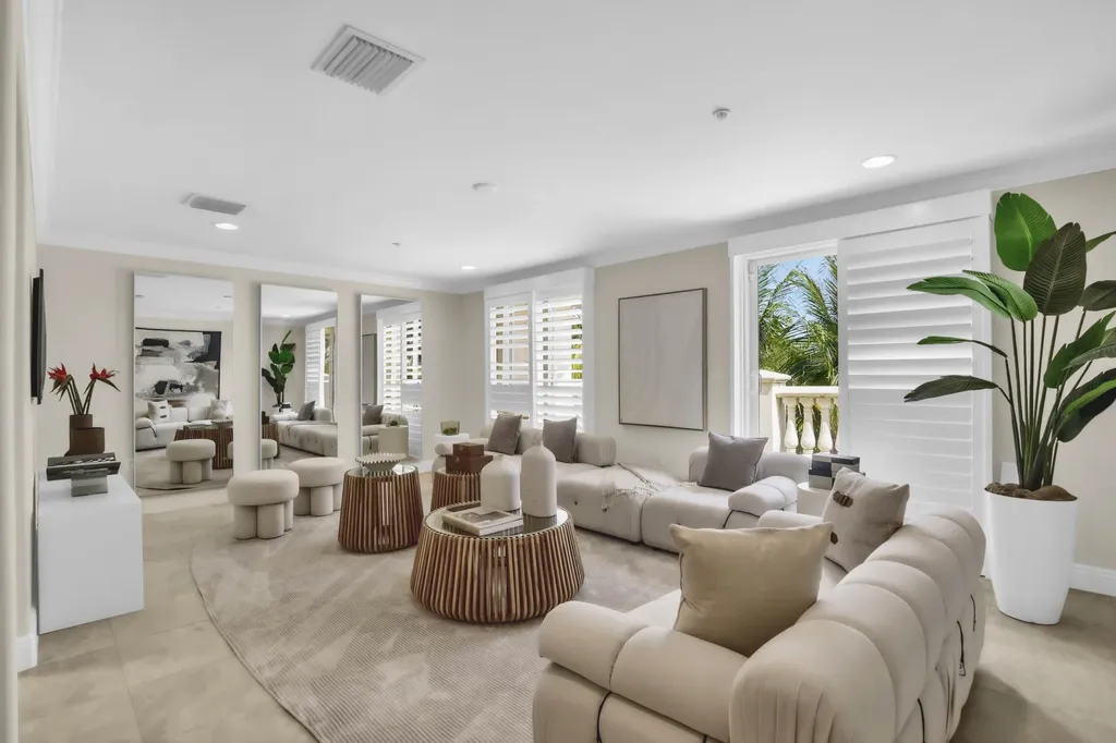 1362 Bayview Drive Fort Lauderdale FL 33304