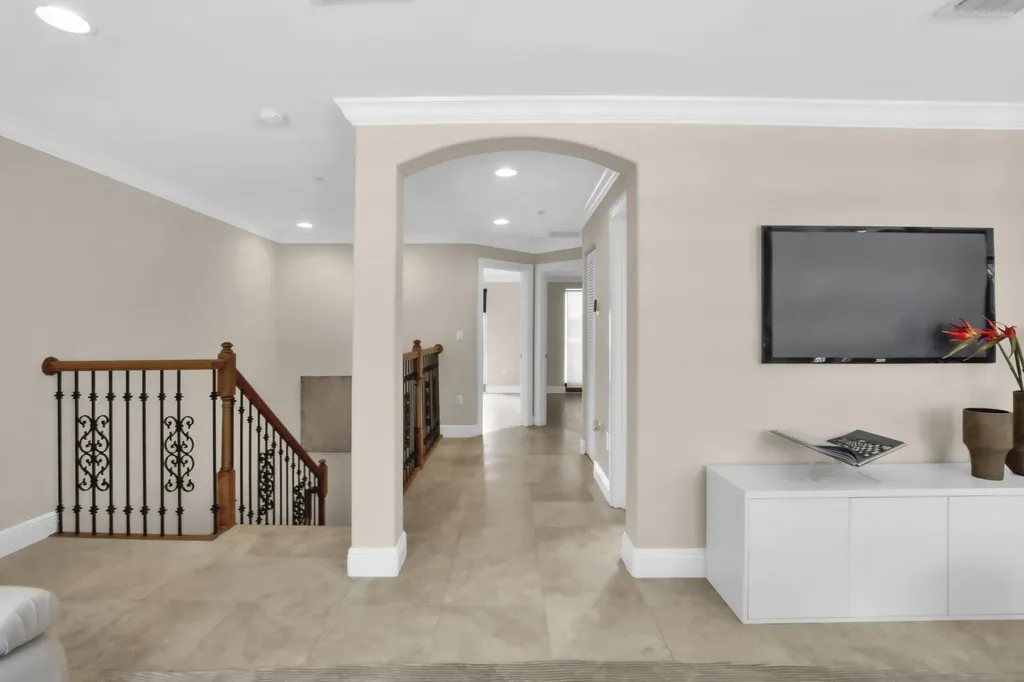 1362 Bayview Drive Fort Lauderdale FL 33304